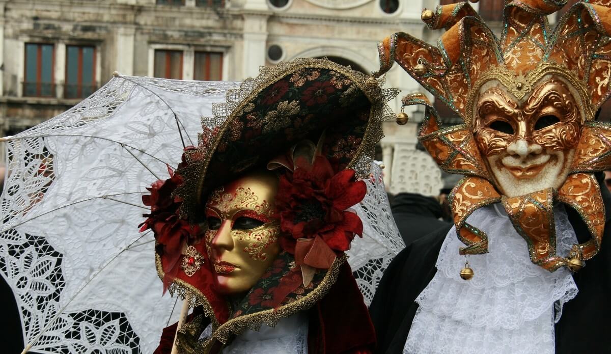 Conheça o Carnaval de Veneza