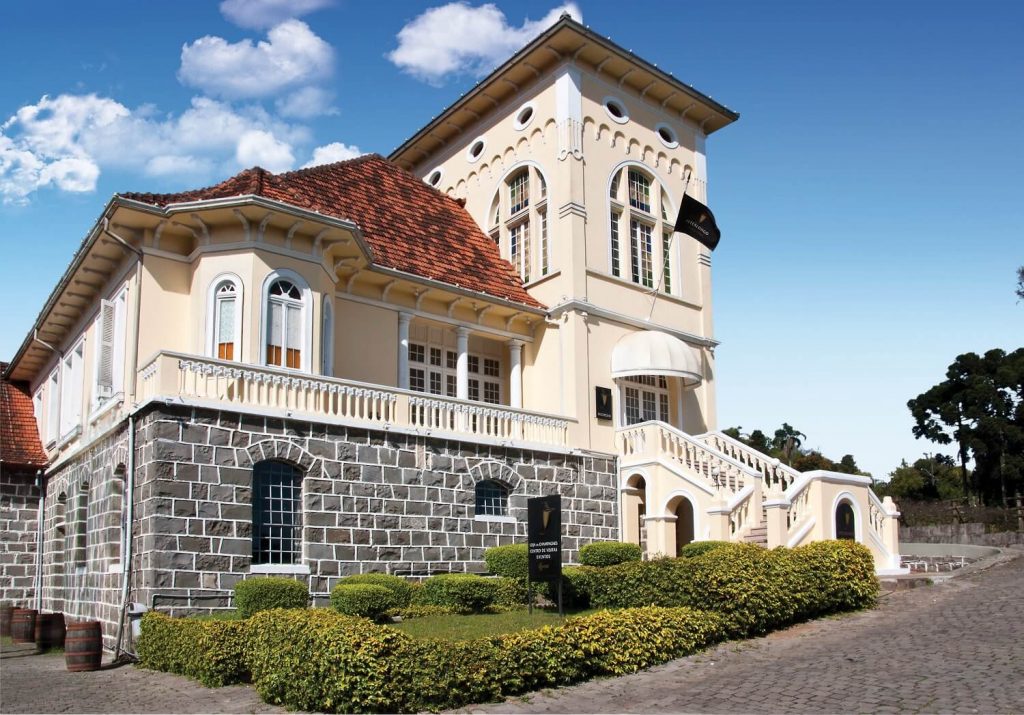 Castelo Peterlongo - guia de viagem