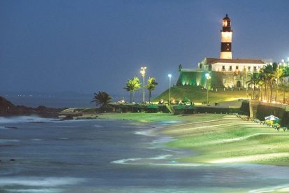 Farol da Barra - Salvador -BA - vista noturna