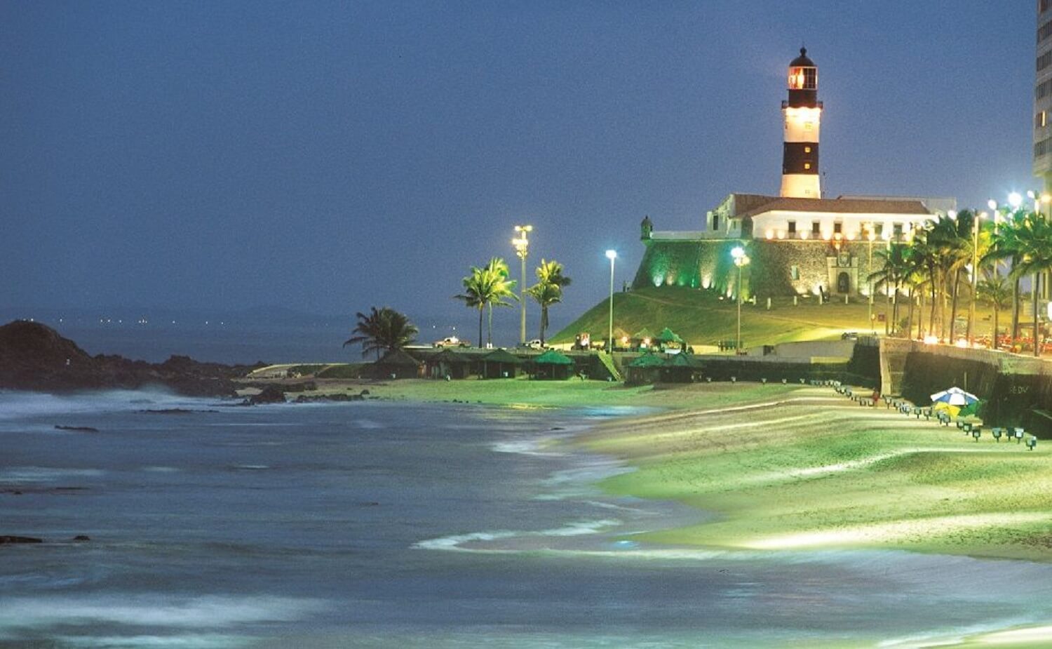 Farol da Barra - Salvador -BA - vista noturna