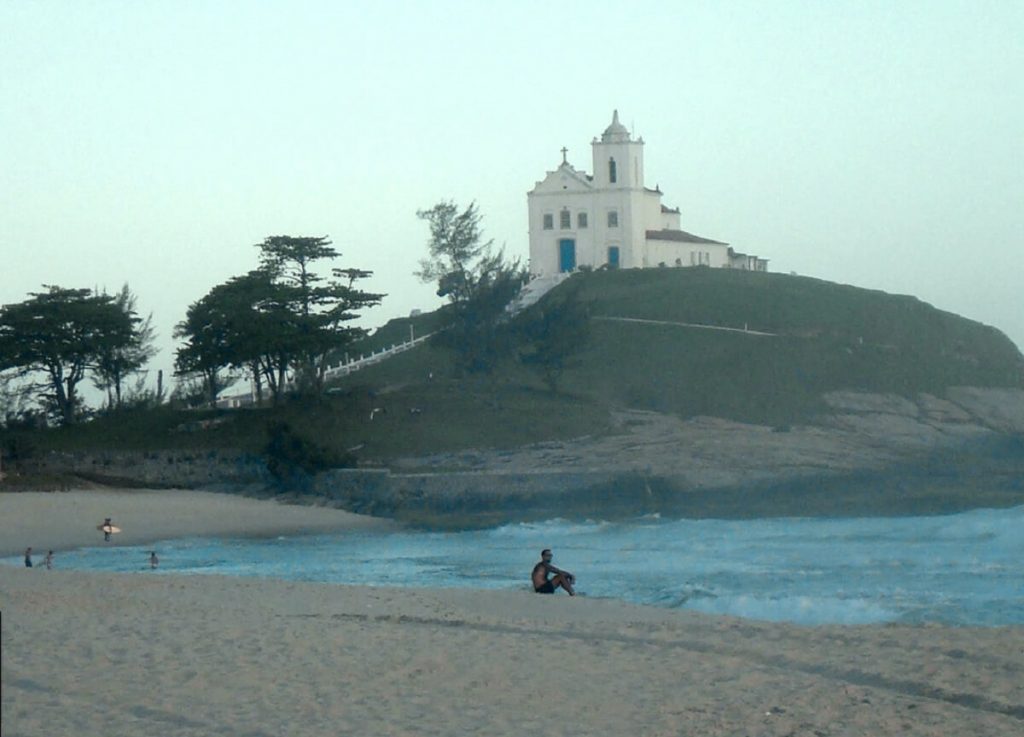 Praia da Vila vista da Igreja