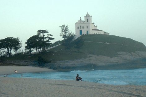 Praia da Vila vista da Igreja