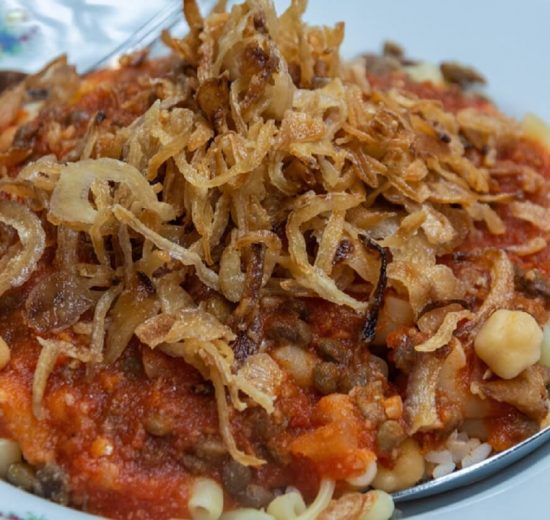 Kushari, Prato típico Egipcio - Gastronomia do Cairo