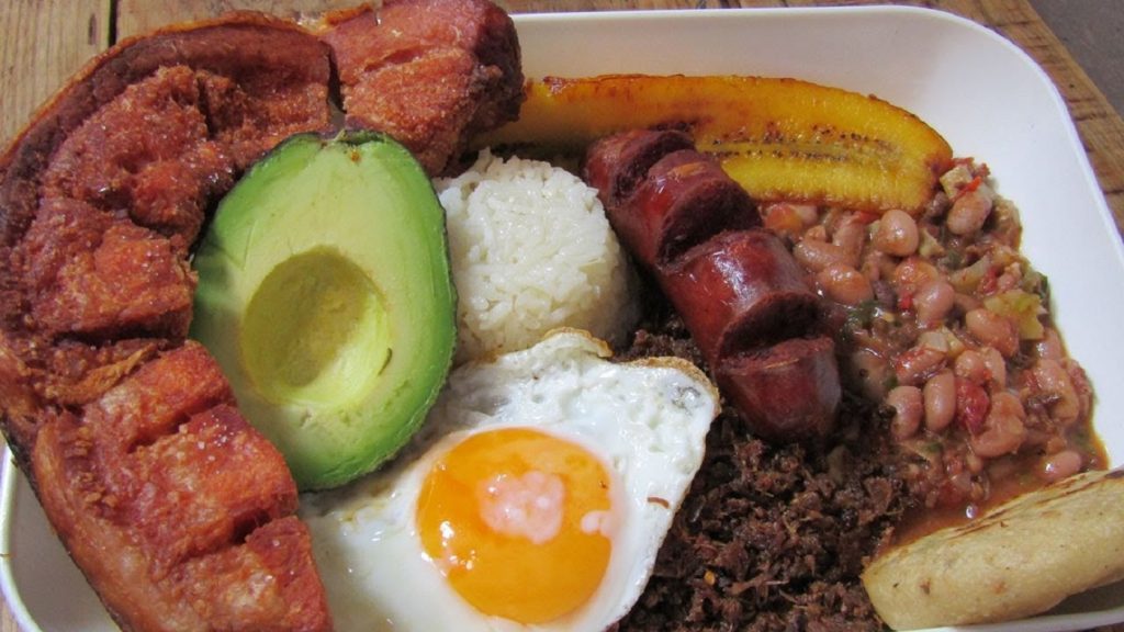 Bandeja paísa - Prato Colombiano