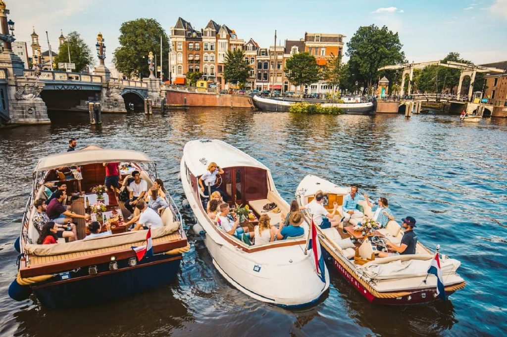 Passeio de barco em Amsterdam