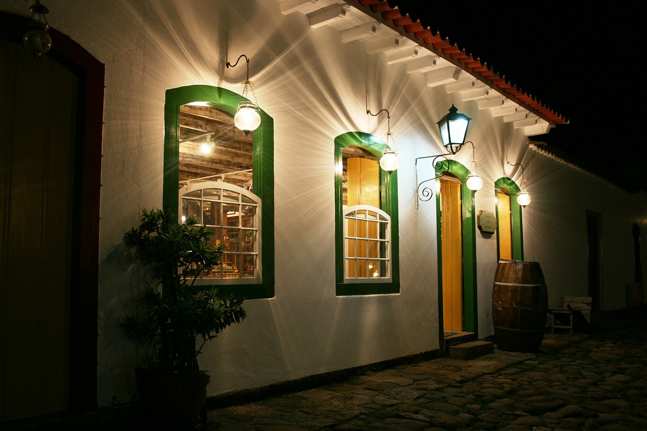 paraty-noite-ifriend
